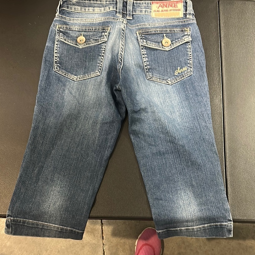 44.  Anne flag jean’s attitude knee length petal pushers size 38 (Portugal)